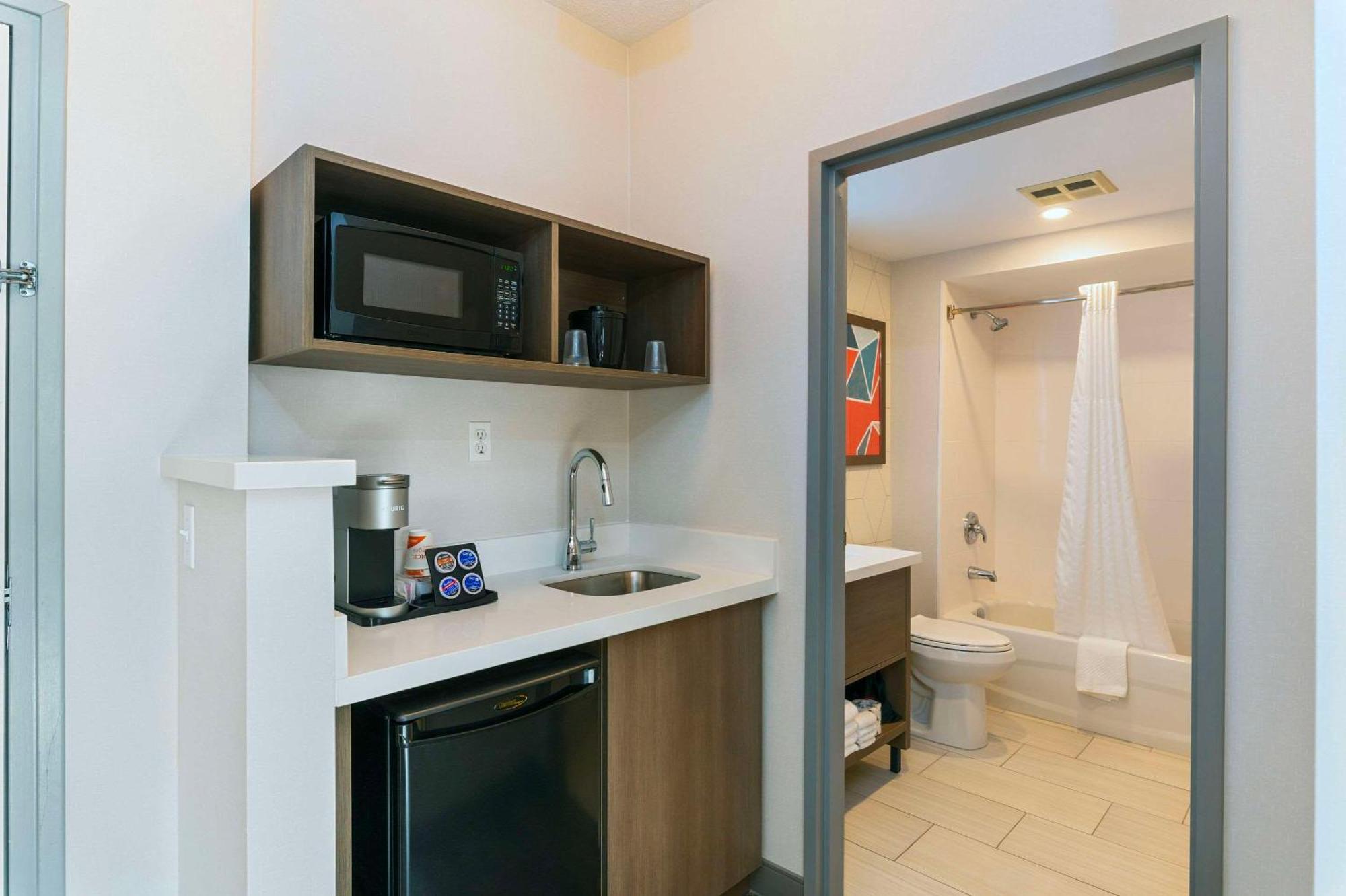 Comfort Suites Londen Buitenkant foto
