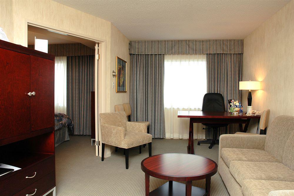 Comfort Suites Londen Buitenkant foto